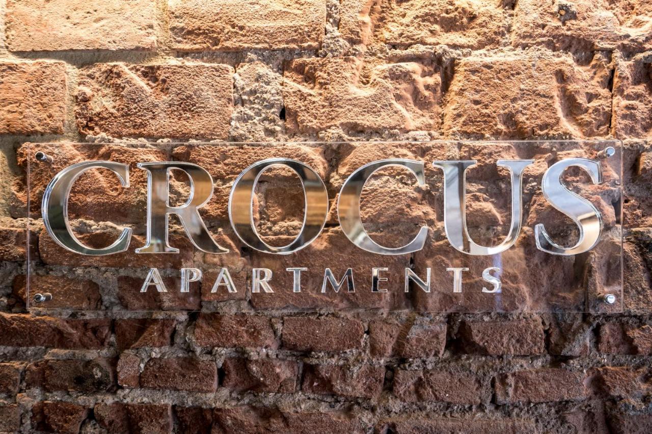 Crocus Apartments Sirmione Extérieur photo