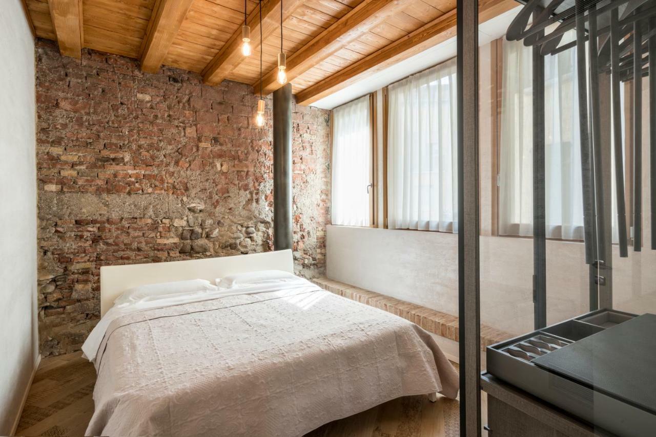 Crocus Apartments Sirmione Extérieur photo
